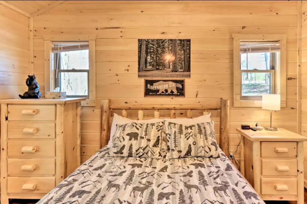 New Serene, Fun & Comfy Cabin- Covered Deck, Grill, Arcade Murphy Exterior foto